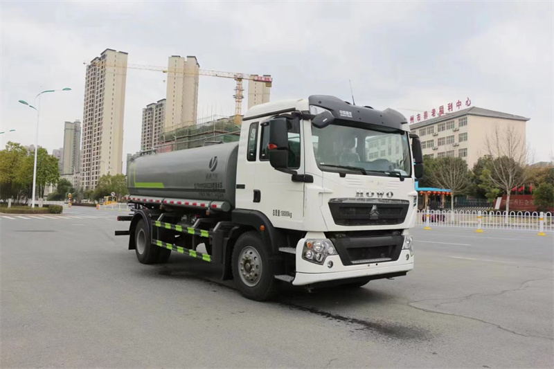 重汽新款12-15噸灑水車-重汽15噸灑水車 重汽新款12-15噸灑水車-重汽15噸灑水車